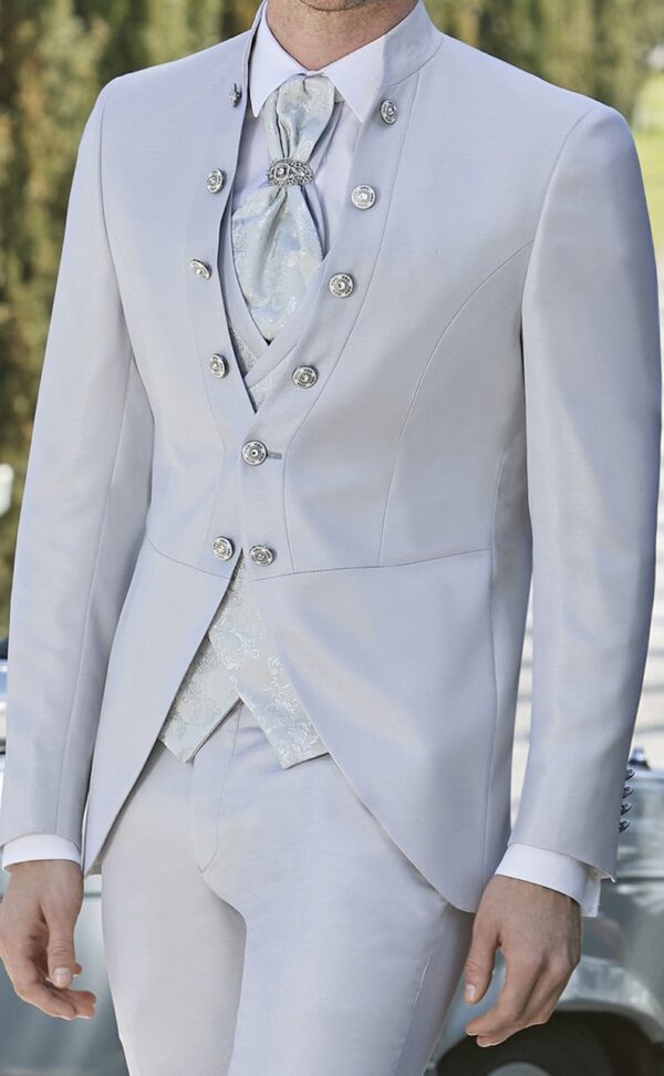 TRAJE COMPLETO DE NOVIO GRIS CLARO 46.25.090 - Imagen 2