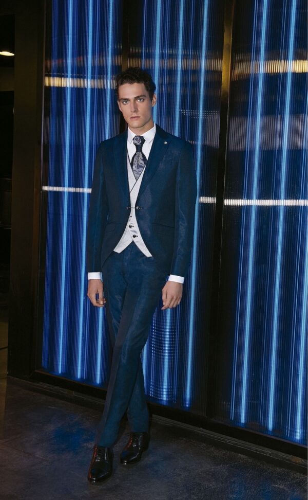 TRAJE DE NOVIO WEDDING AZUL OSCURO LISO ACETATO, VISCOSA Y LANA 47.24.300 - Imagen 2