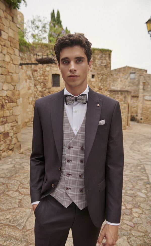 Traje de novio FEEL burdeos liso lana (SUPER 120'S) 65.24.500 - Imagen 2